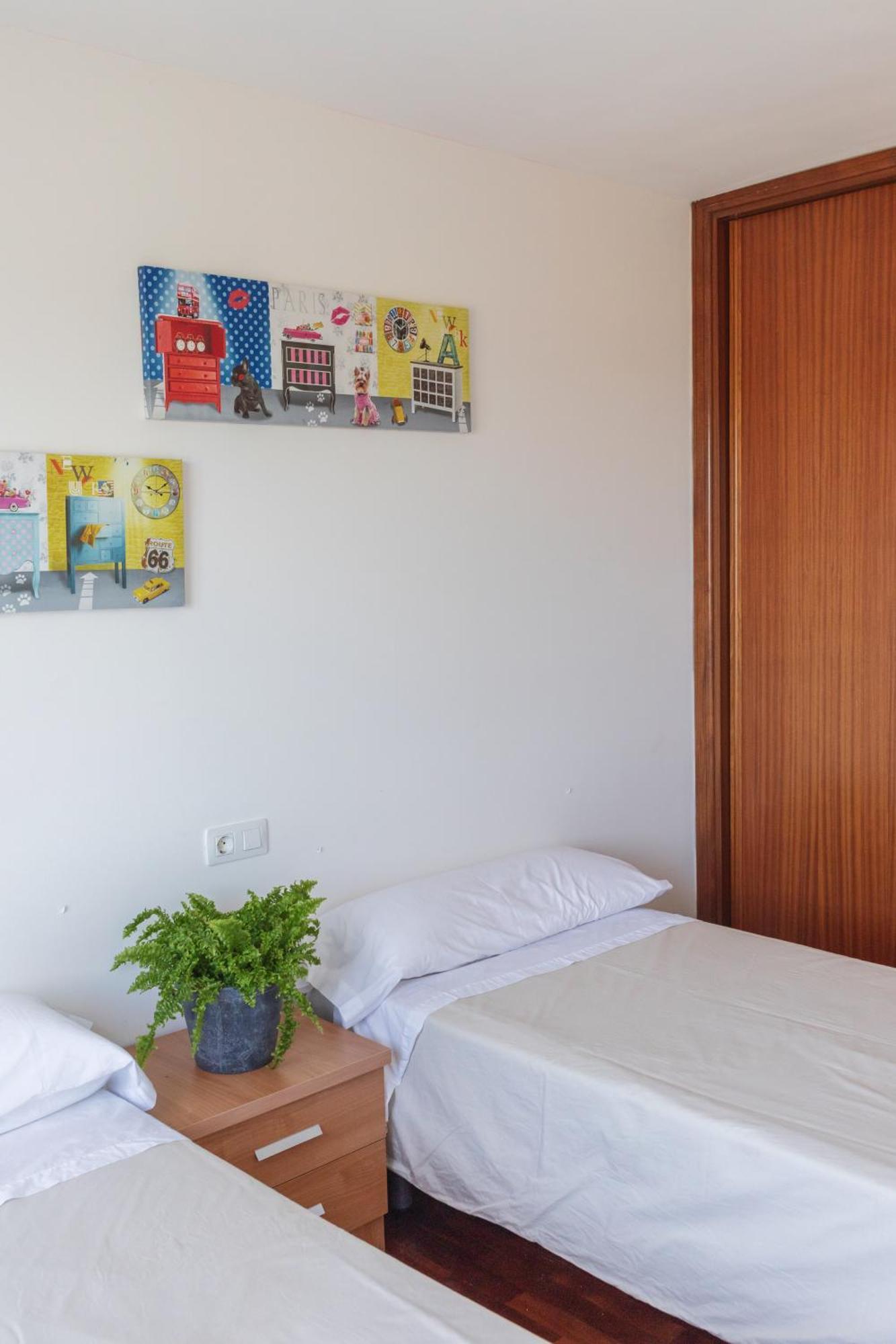 Baruhaus Piscina Y Parking Rianxo Apartment Rianjo Bagian luar foto